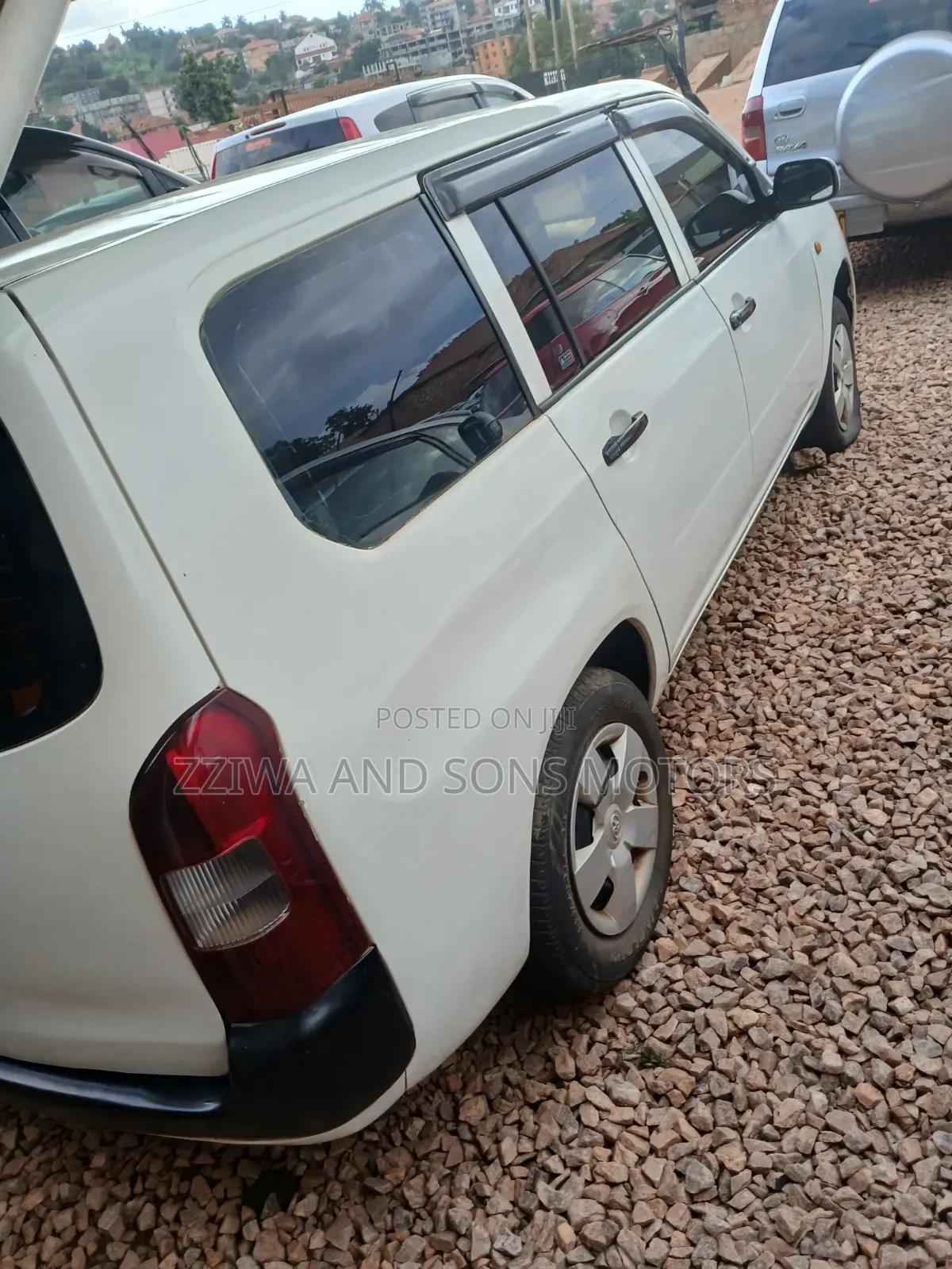Toyota Probox 1.5 DX 4WD 2012 White