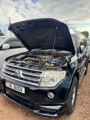 Mitsubishi Pajero 2008 Black