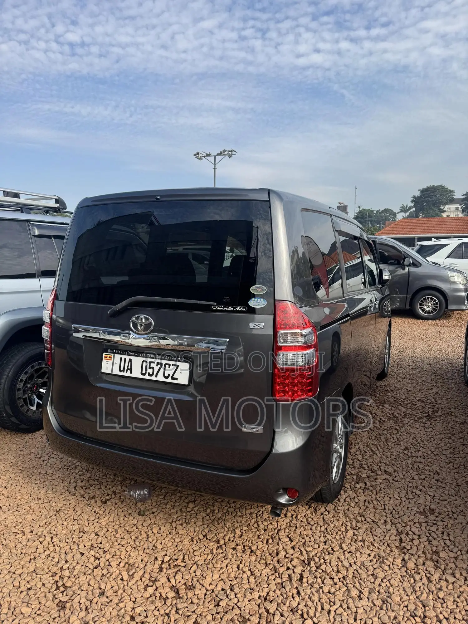 Toyota Noah 2010 Black