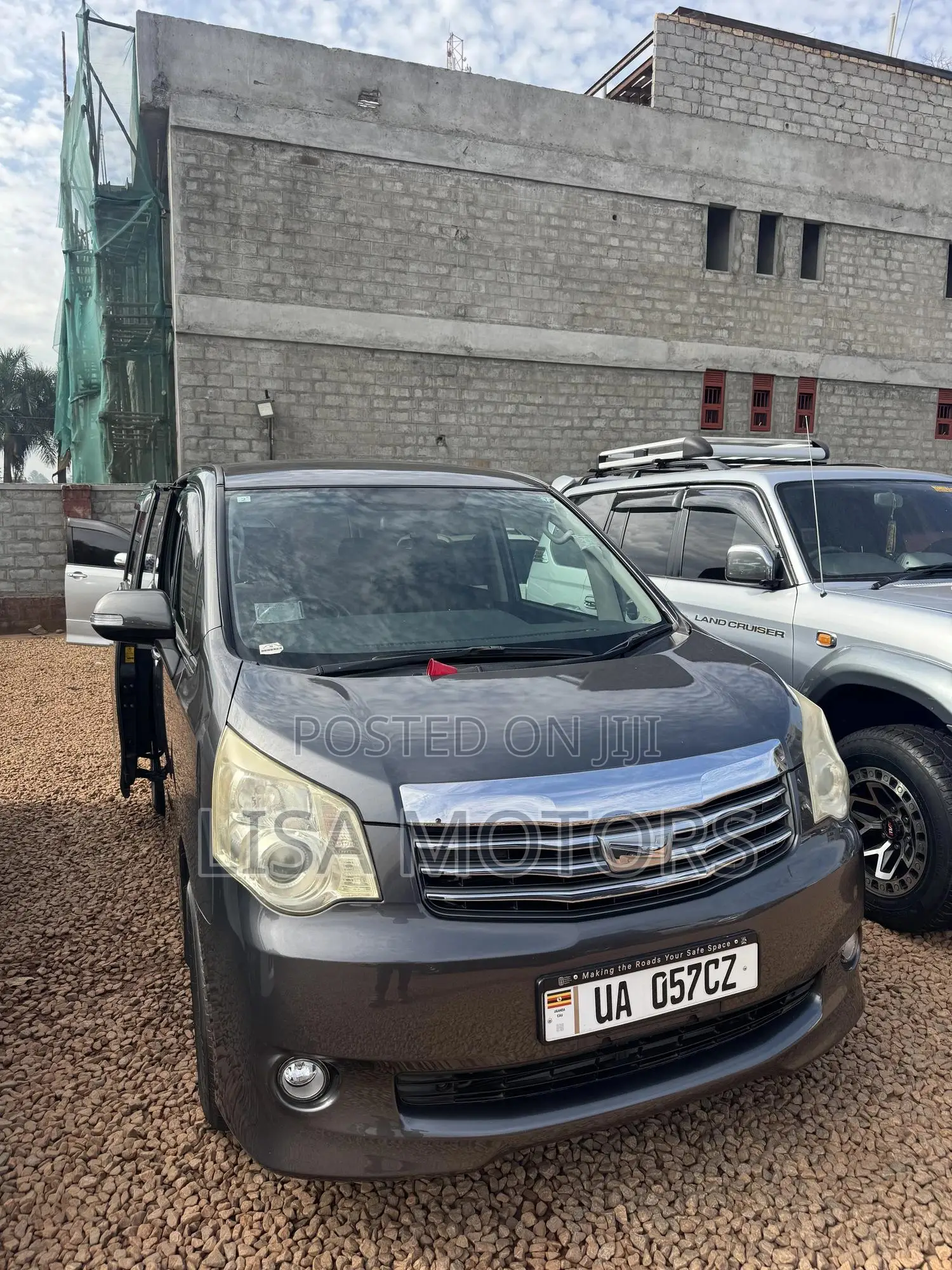 Toyota Noah 2010 Black
