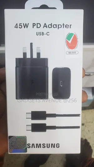 Samsung 45w Pd Adapter With a Usb-C to Usb-C Cable Included in the Box