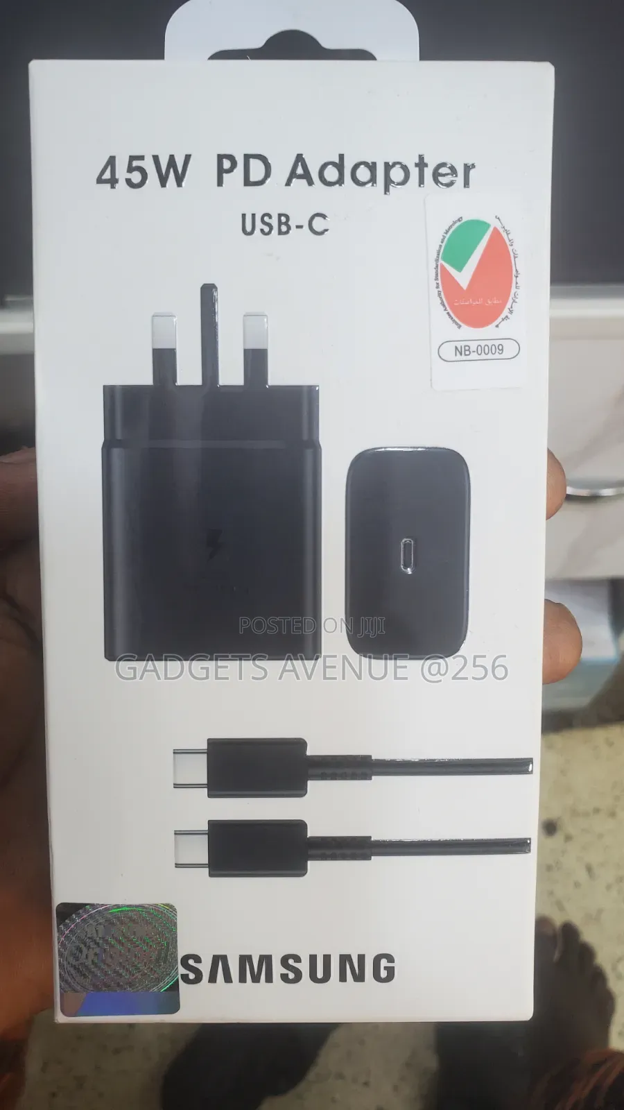 Samsung 45w Pd Adapter With a Usb-C to Usb-C Cable Included in the Box