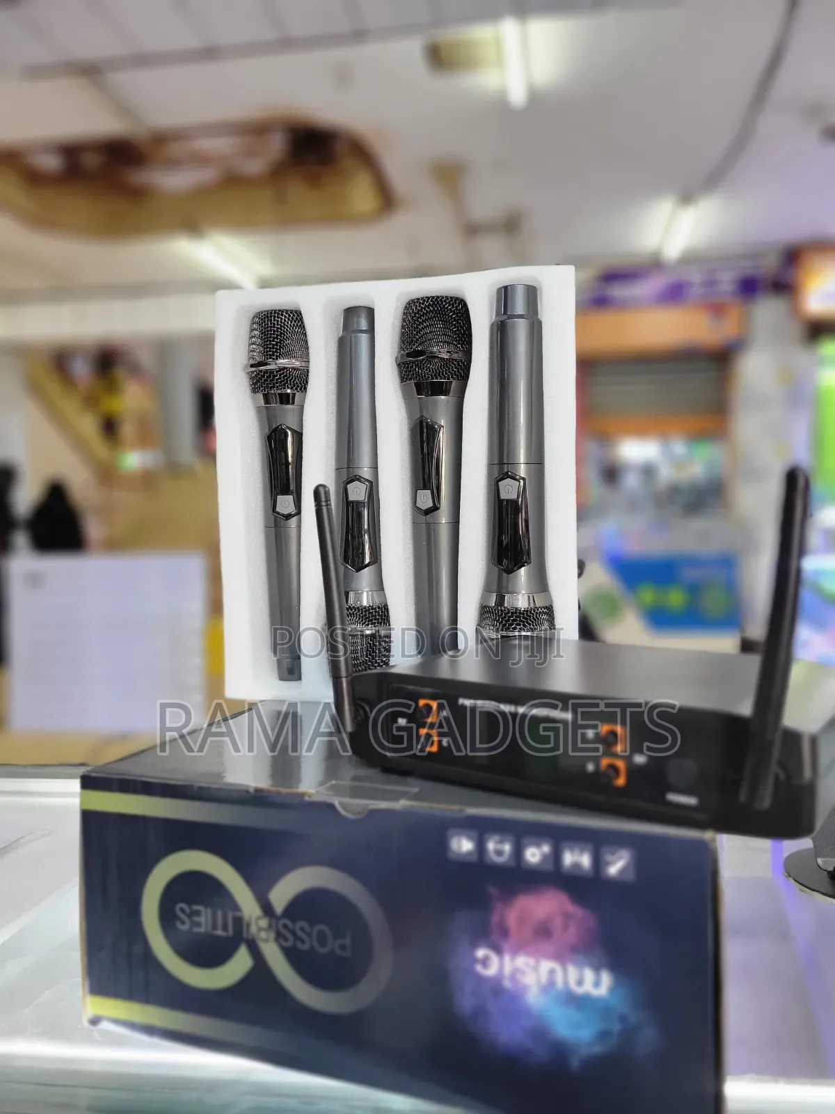 4-Channel Handheld Wireless Microphone System