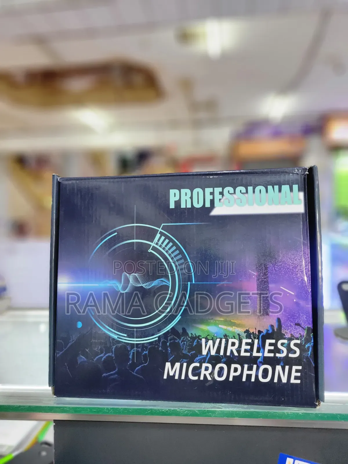 4-Channel Handheld Wireless Microphone System
