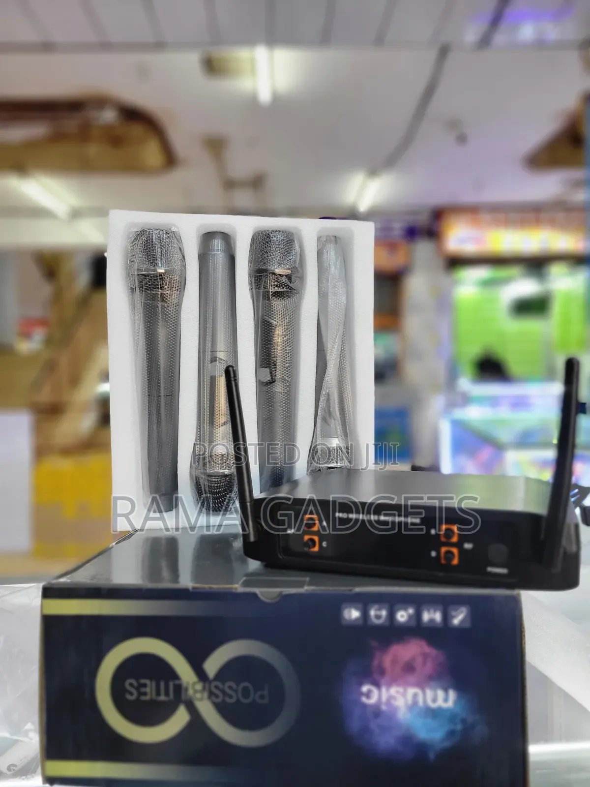 4-Channel Handheld Wireless Microphone System