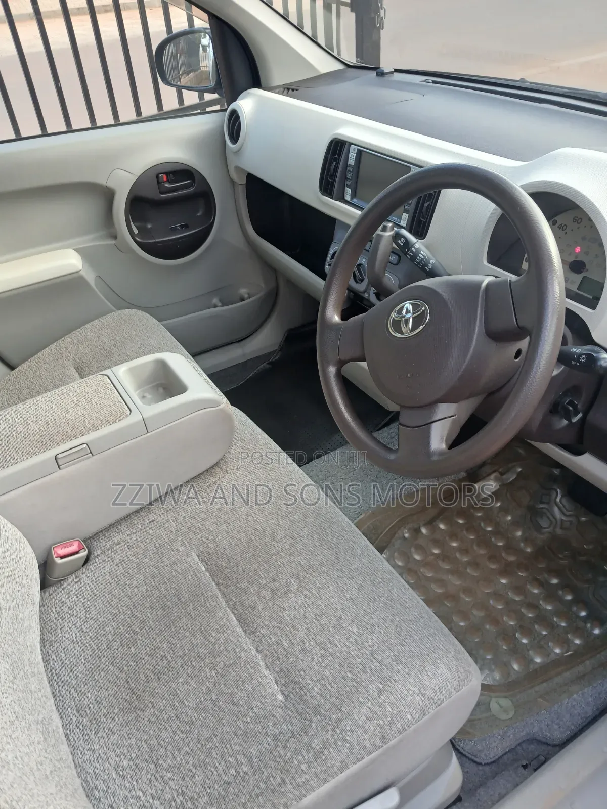 Toyota Passo 2022 Black
