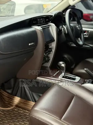 Toyota Fortuner 2.8 D AWD 2017 White