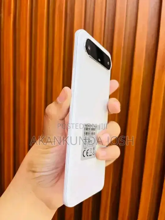 New Tecno Spark Slim 256 GB White