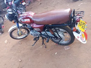 Bajaj Boxer 100 2009 Red