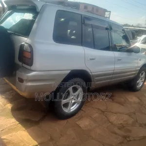 Toyota RAV4 2007 White