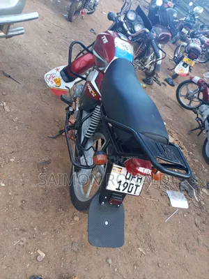 TVS HLX 125 2024 Red