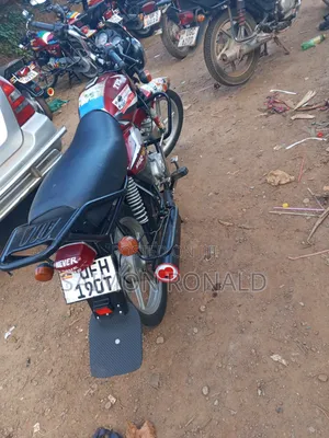 TVS HLX 125 2024 Red