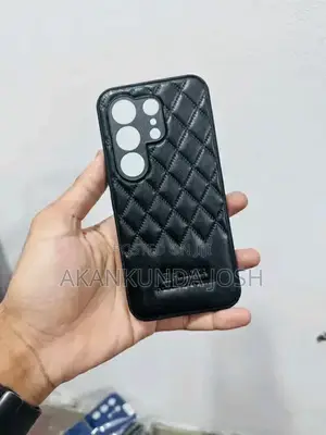 Tecno Camon 50 Back Covrrs
