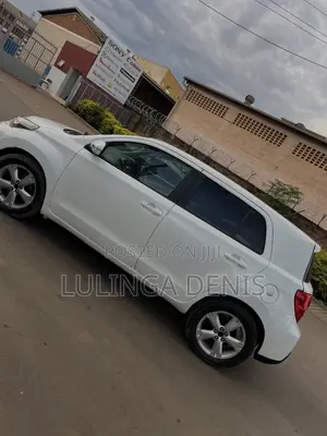 Toyota IST 2009 White
