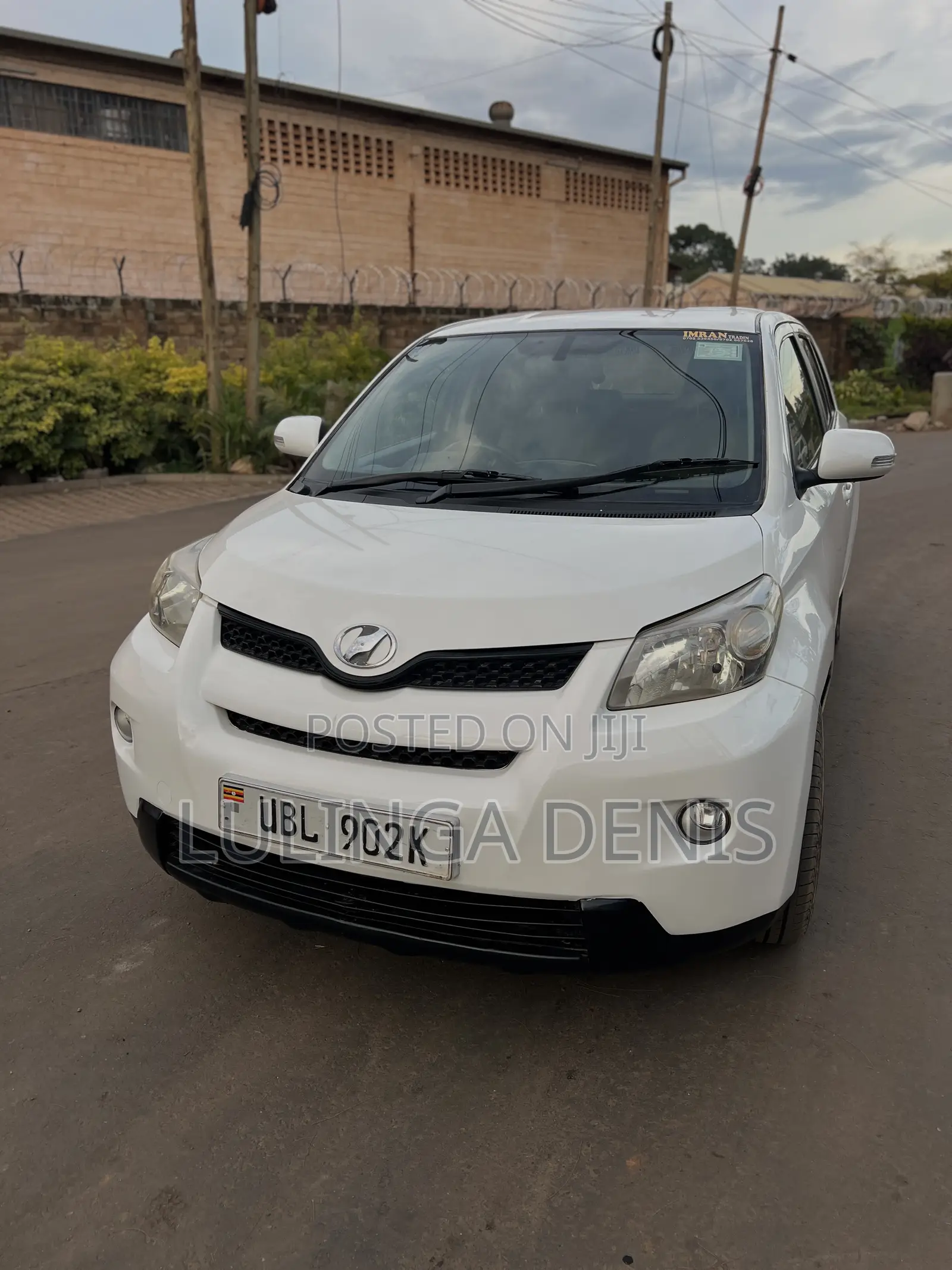 Toyota IST 2009 White