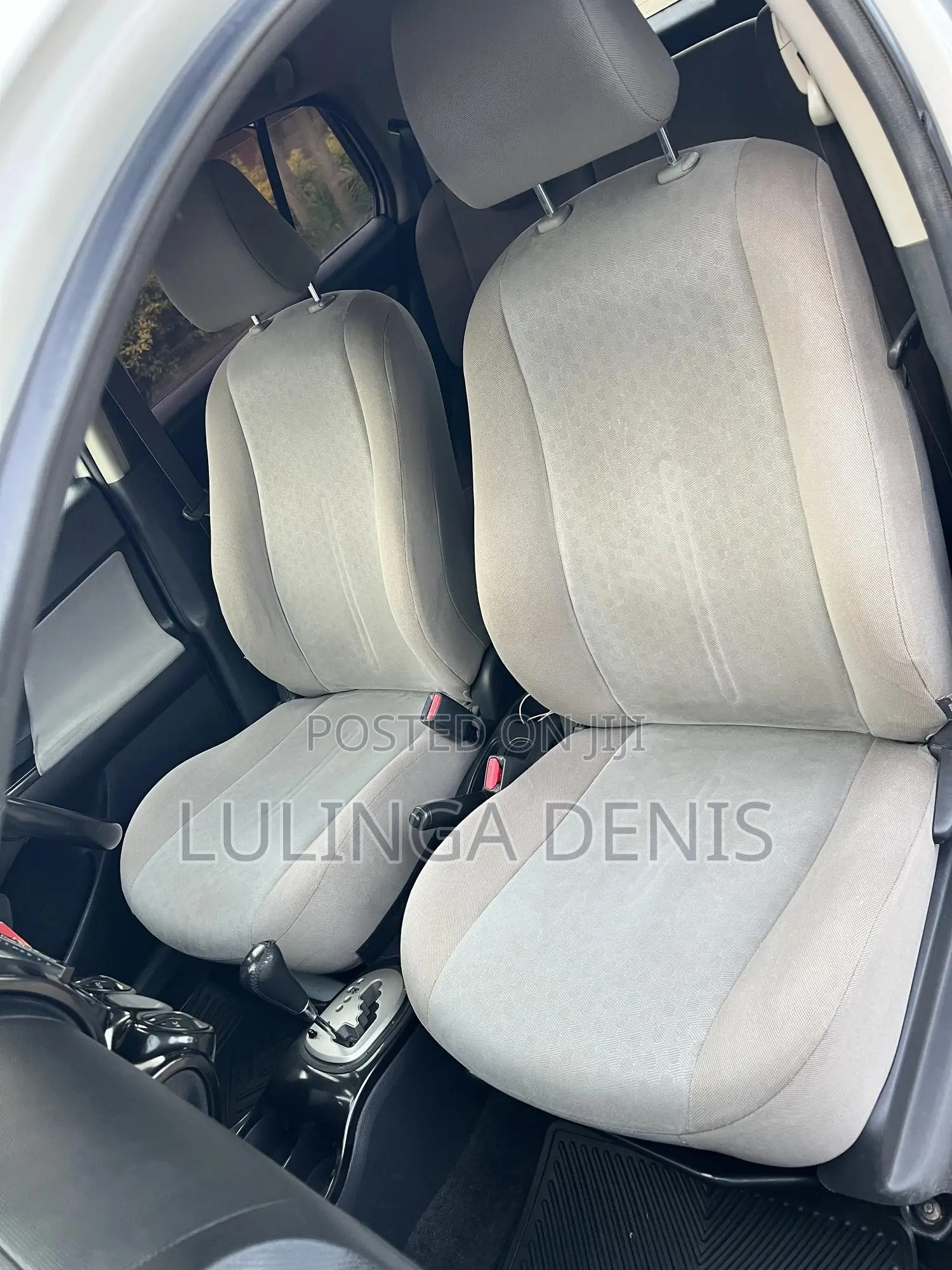 Toyota IST 2009 White