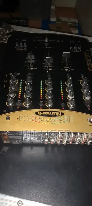 Dj Mixer Numark