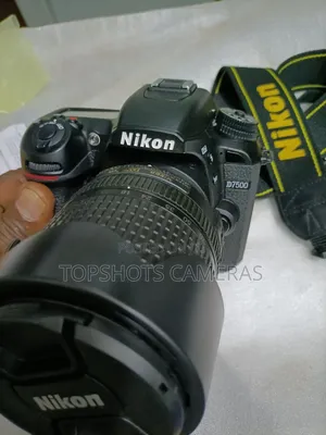 Nion D7500 With 18-140mm Vr Lens