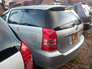 Toyota Wish 2005 Silver