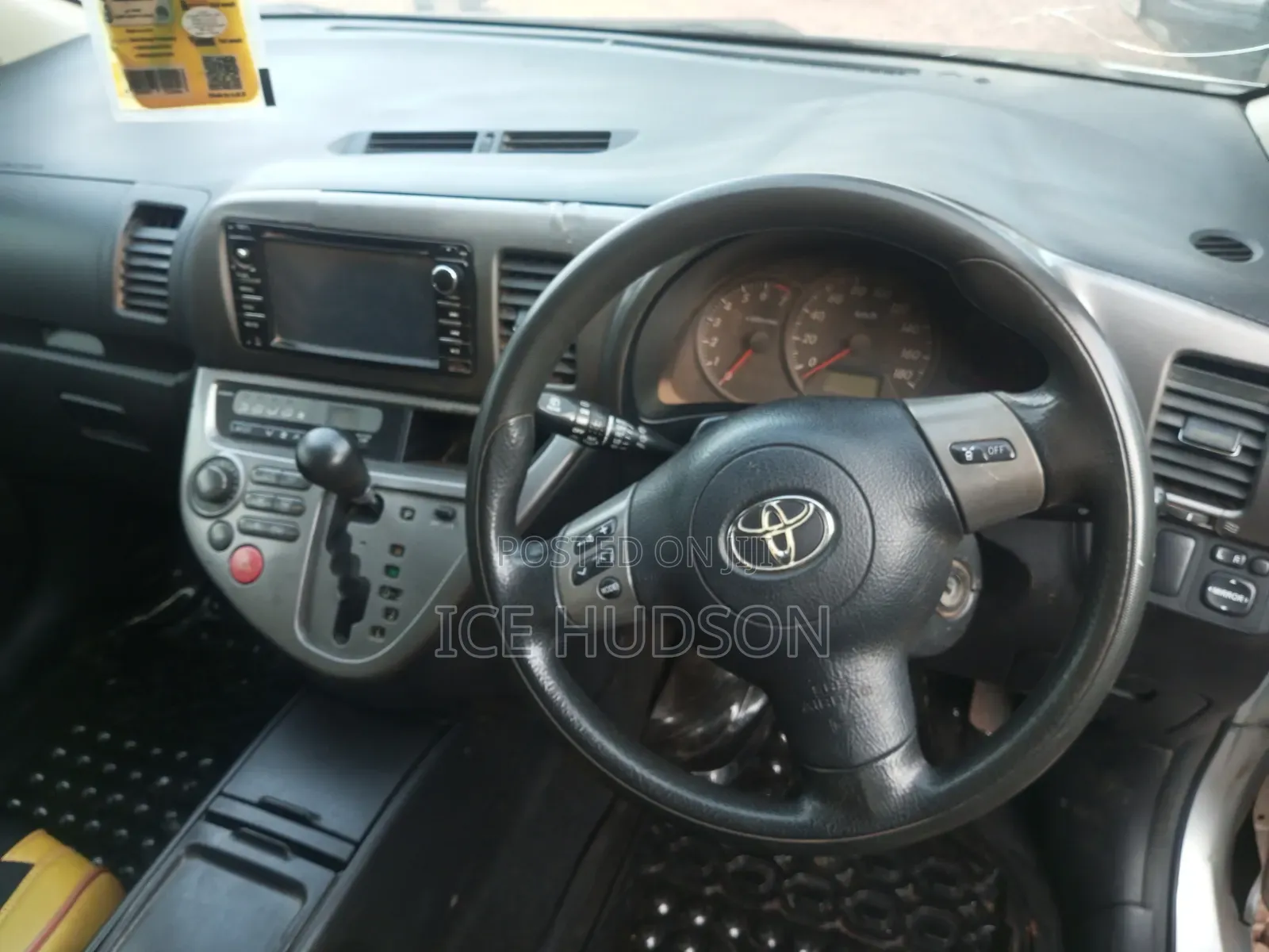 Toyota Wish 2005 Silver