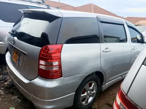 Toyota Wish 2006 Silver