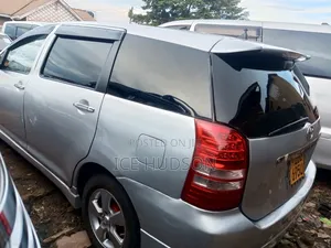 Toyota Wish 2006 Silver