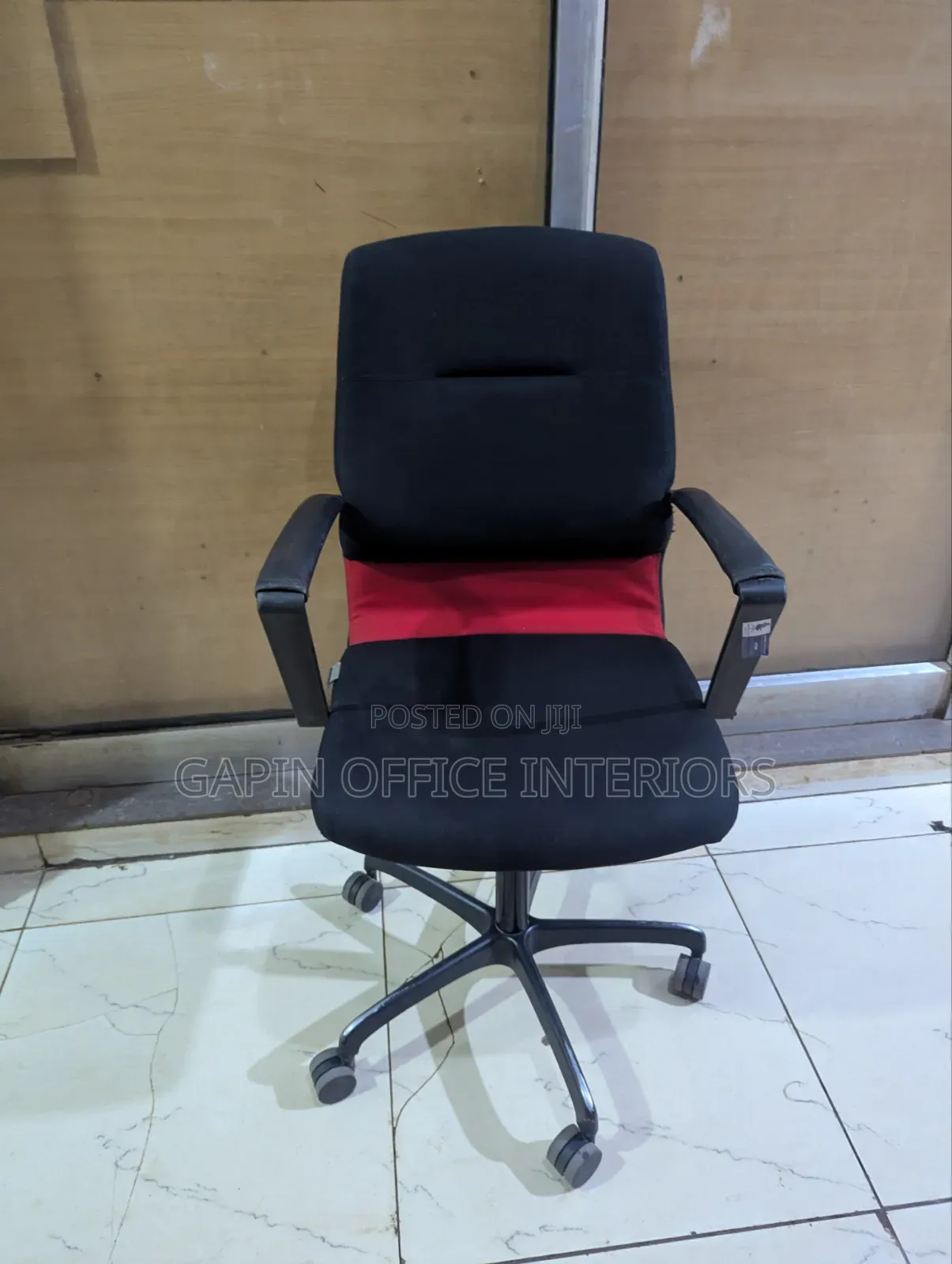 Short Back Fabric Adjustable Chair