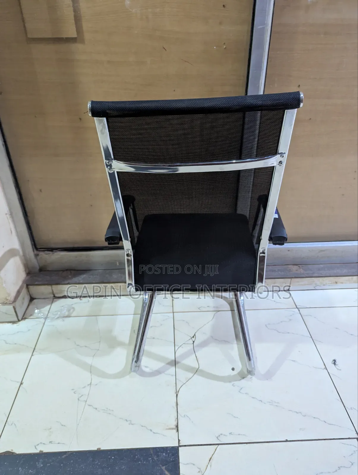 Long Back Static// Non Rotating Office Chair