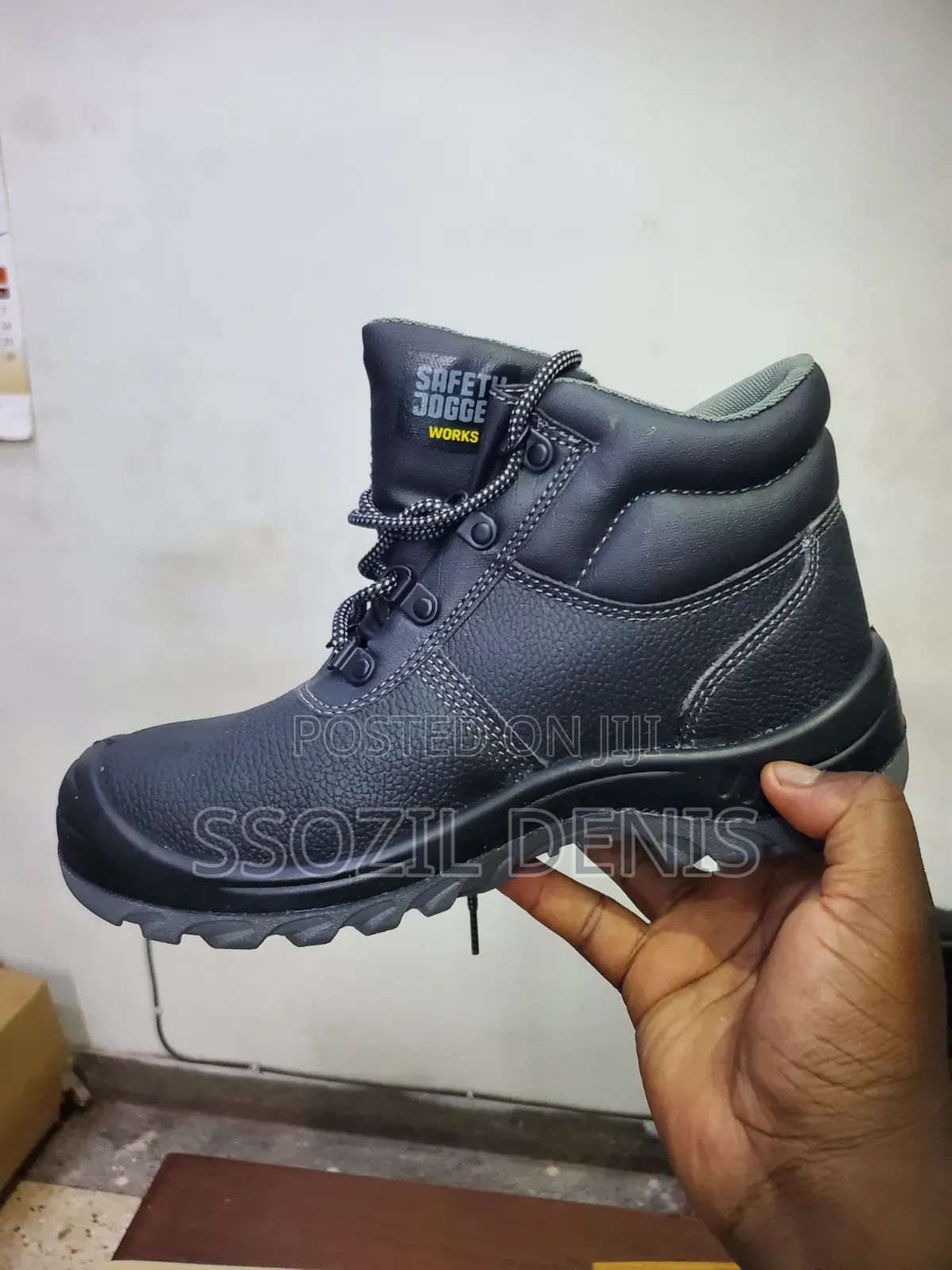 Safety Jogger Boot 41/8