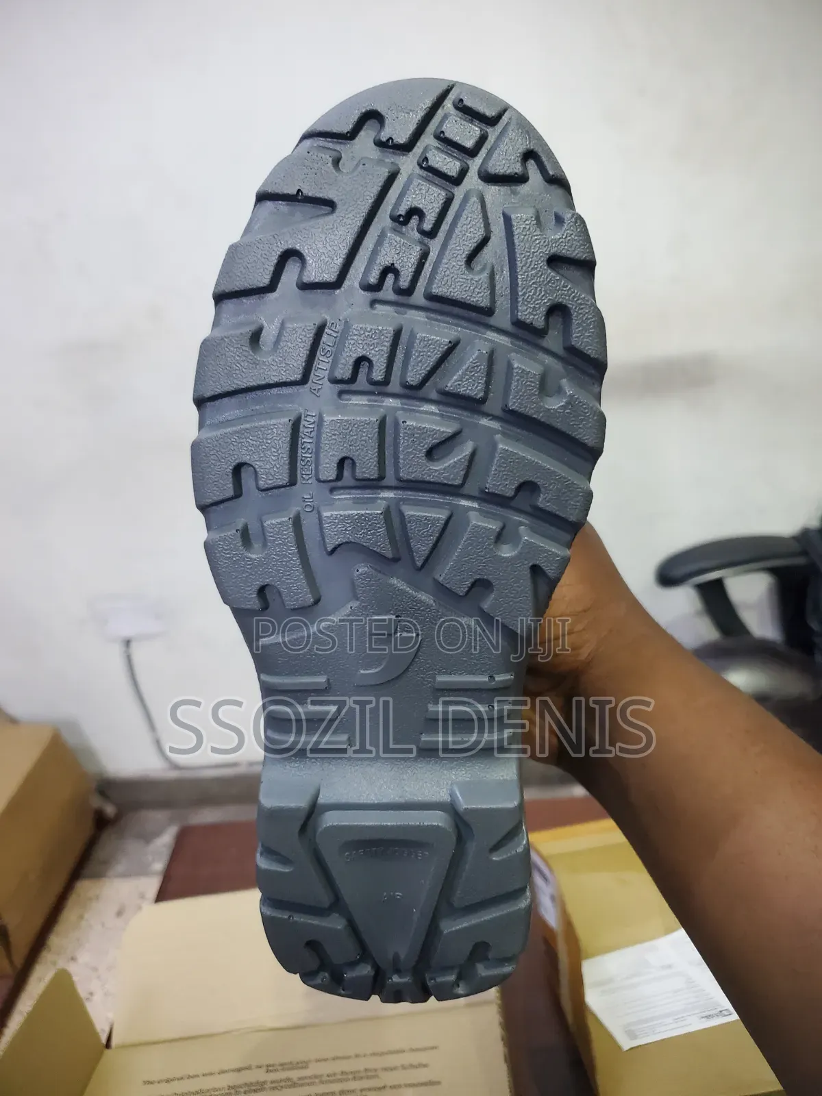 Safety Jogger Boot 41/8
