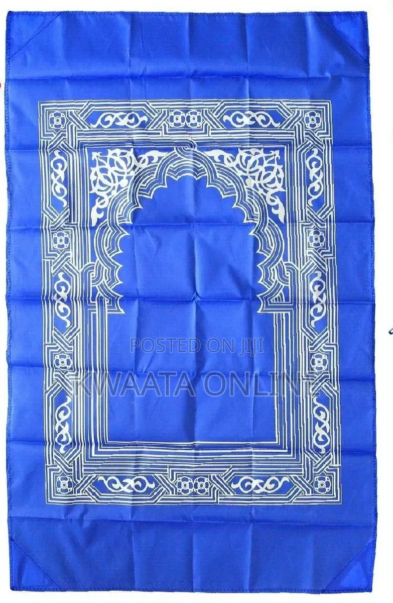 Muslim Travel Pocket Prayer Mat, With Compass