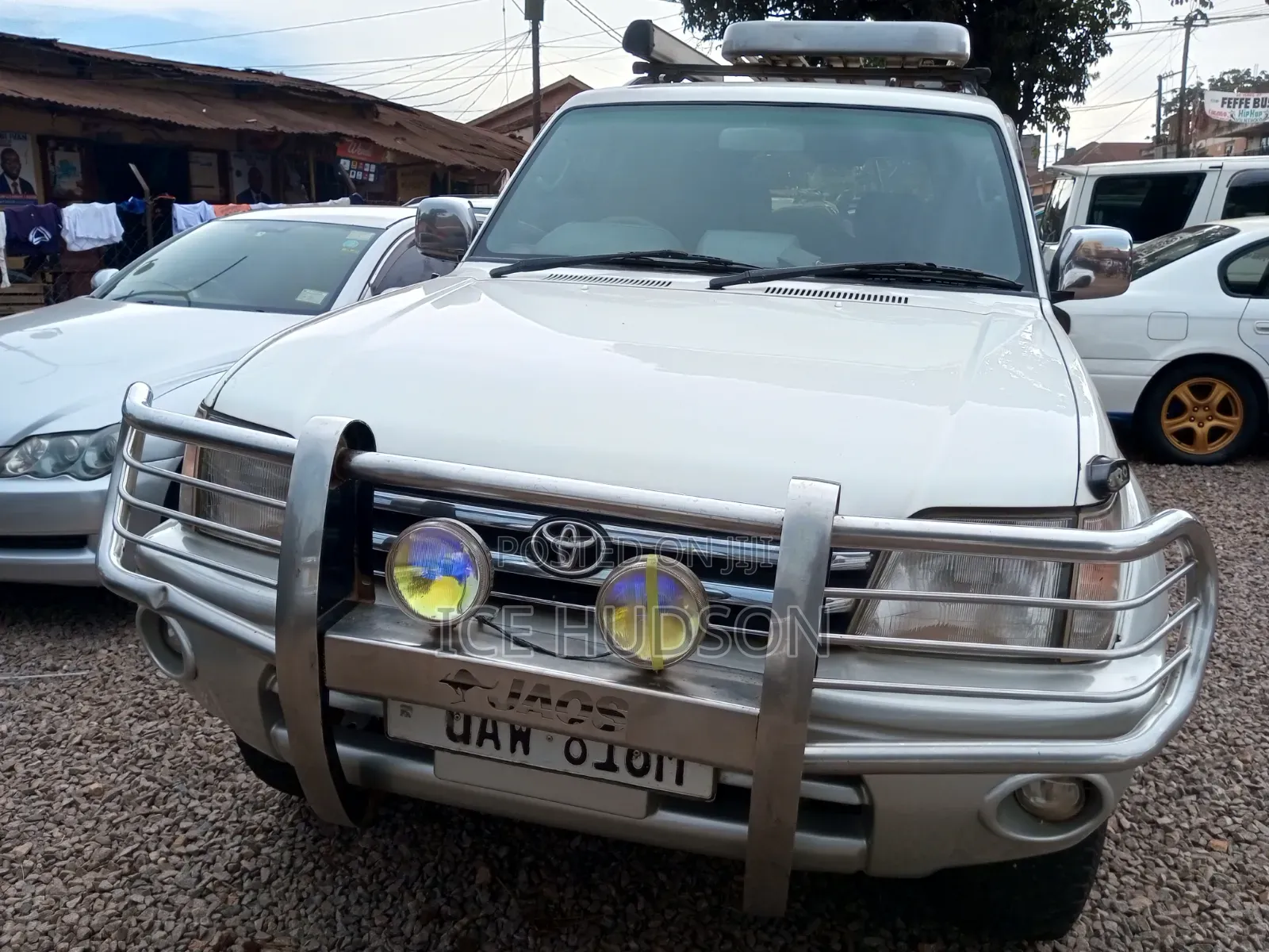 Toyota Land Cruiser Prado 1999 White