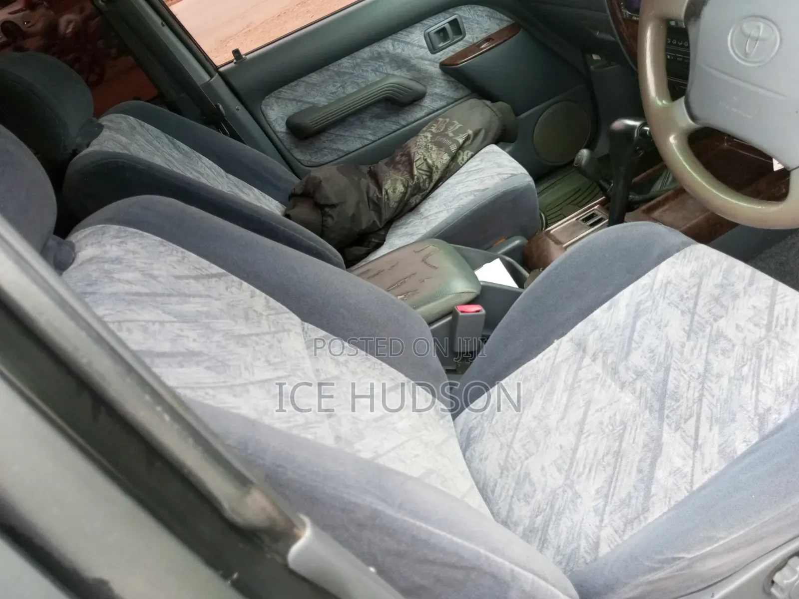 Toyota Land Cruiser Prado 1999 White