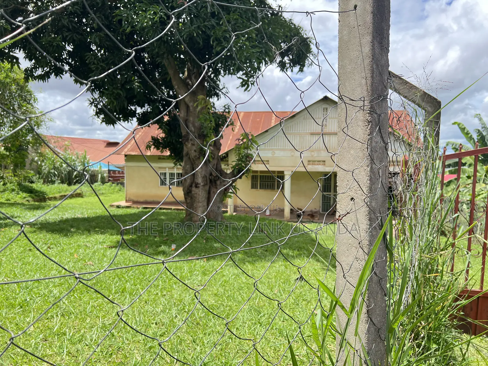4bdrm House in Namanve House for sale