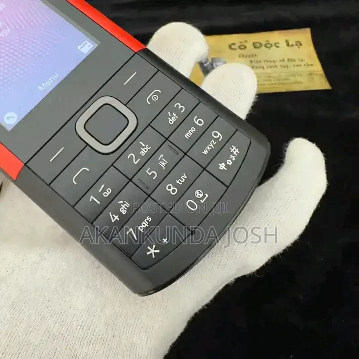 New Nokia 5710 XpressAudio Black