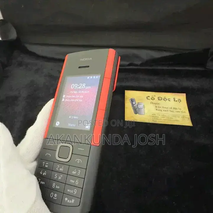 New Nokia 5710 XpressAudio Black