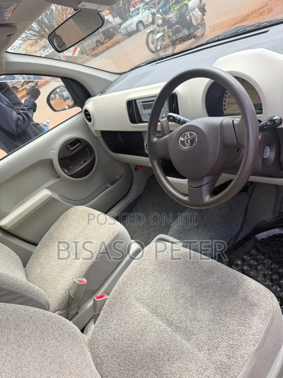 Toyota Passo 1.0 FWD 2011 Black