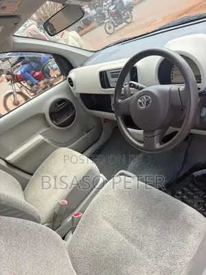 Toyota Passo 1.0 FWD 2011 Black