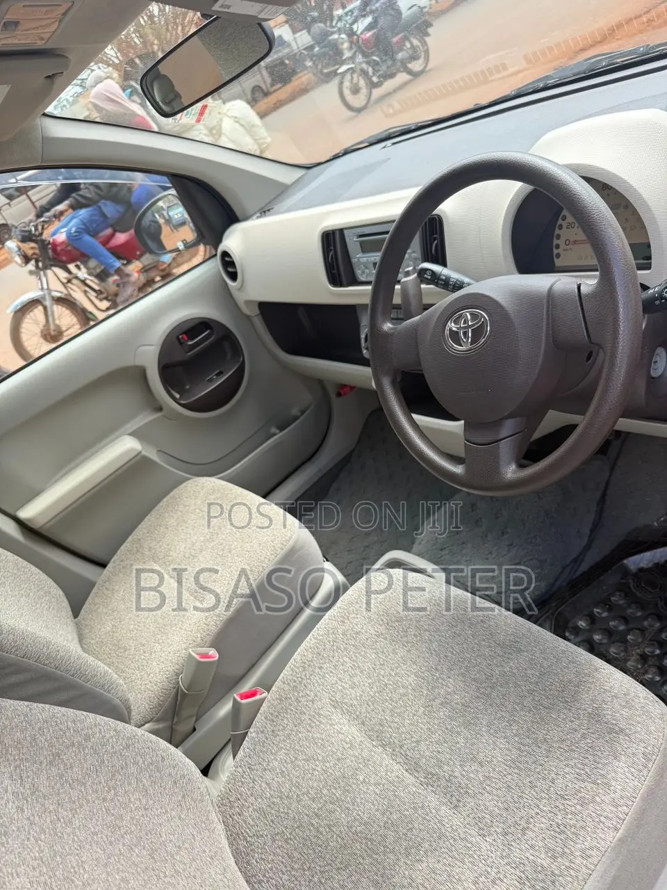 Toyota Passo 1.0 FWD 2011 Black