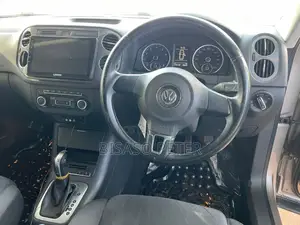 Volkswagen Tiguan 2014 Gold