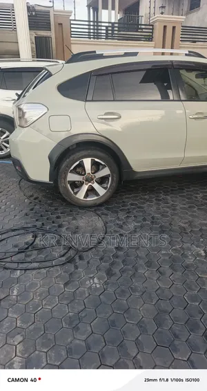 Subaru XV Hybrid 2014 White