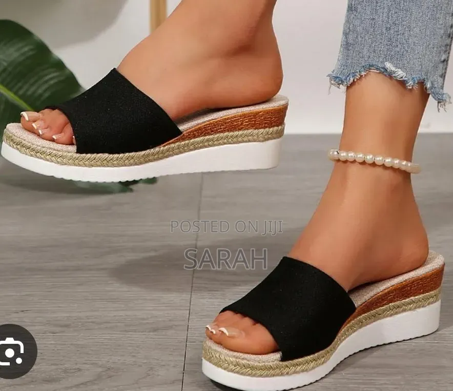 Ladies Classy Open Wedge