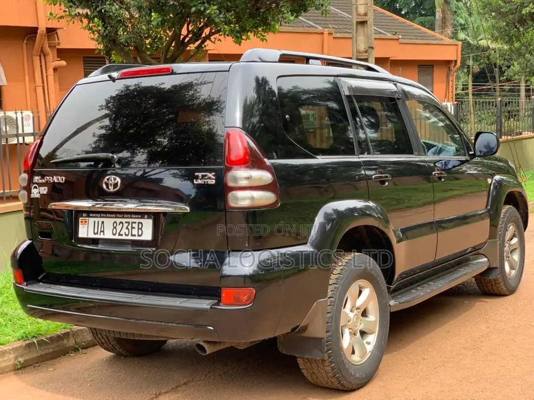Toyota Land Cruiser Prado 2006 Black