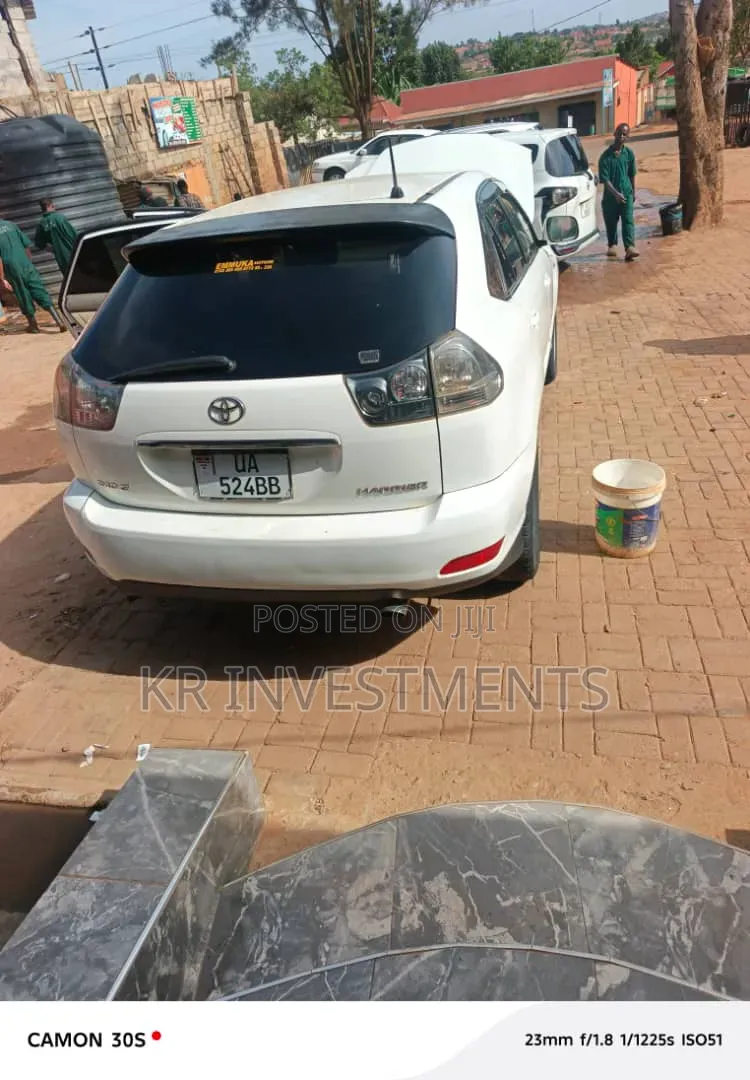 Toyota Harrier 2.4 2008 White