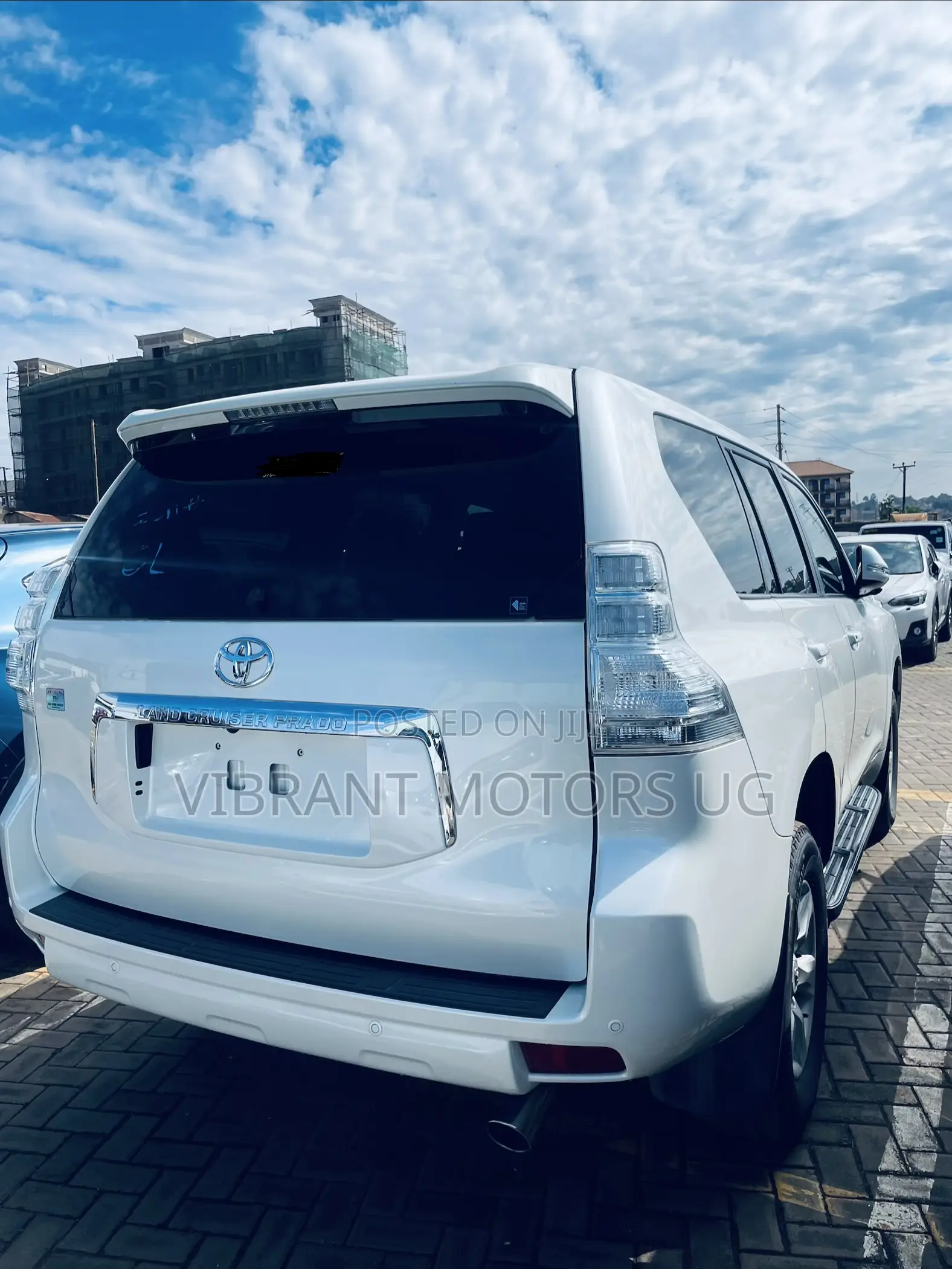 Toyota Land Cruiser Prado 2013 White