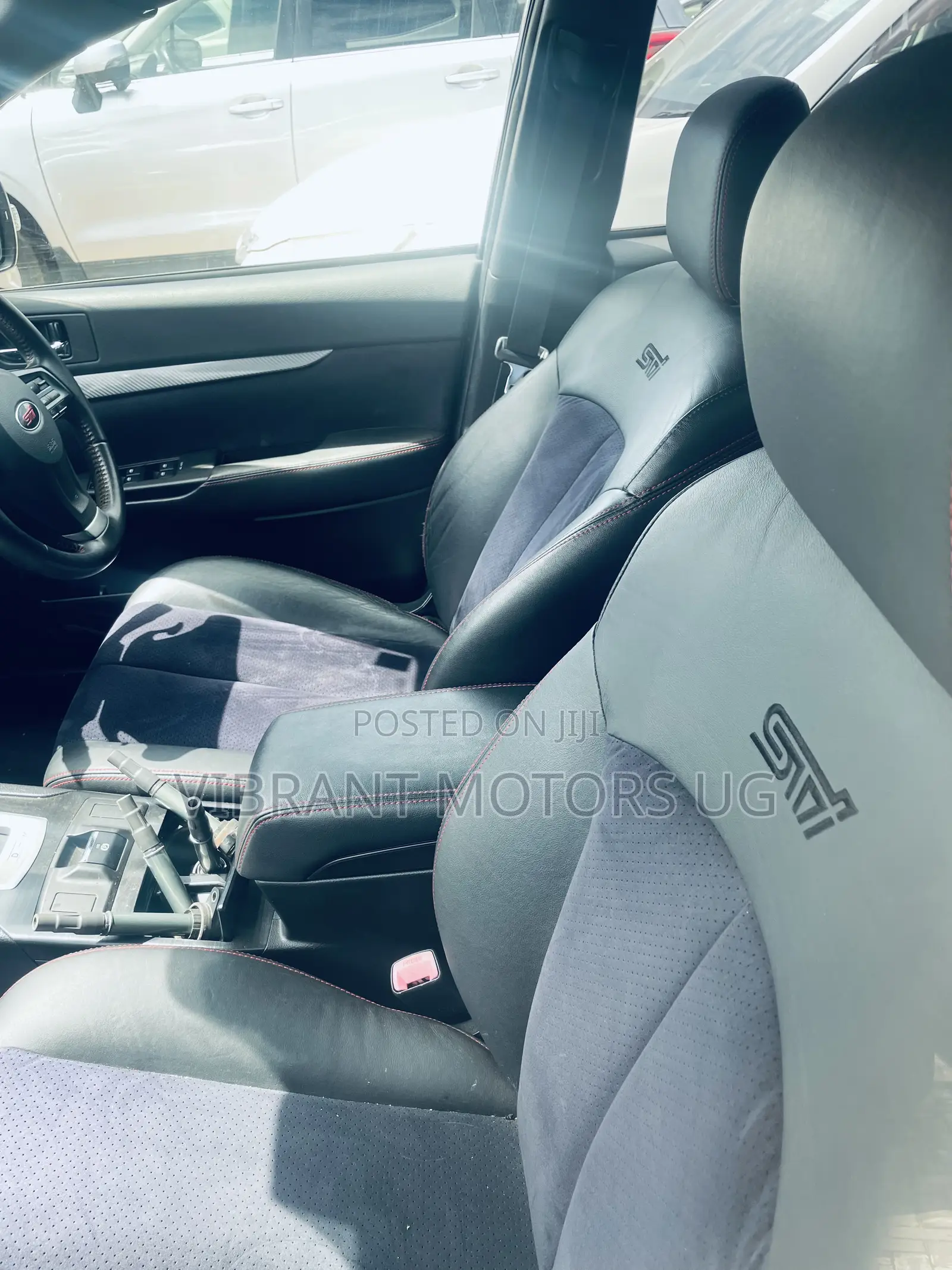 Subaru Legacy 2012 Silver