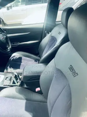 Subaru Legacy 2012 Silver