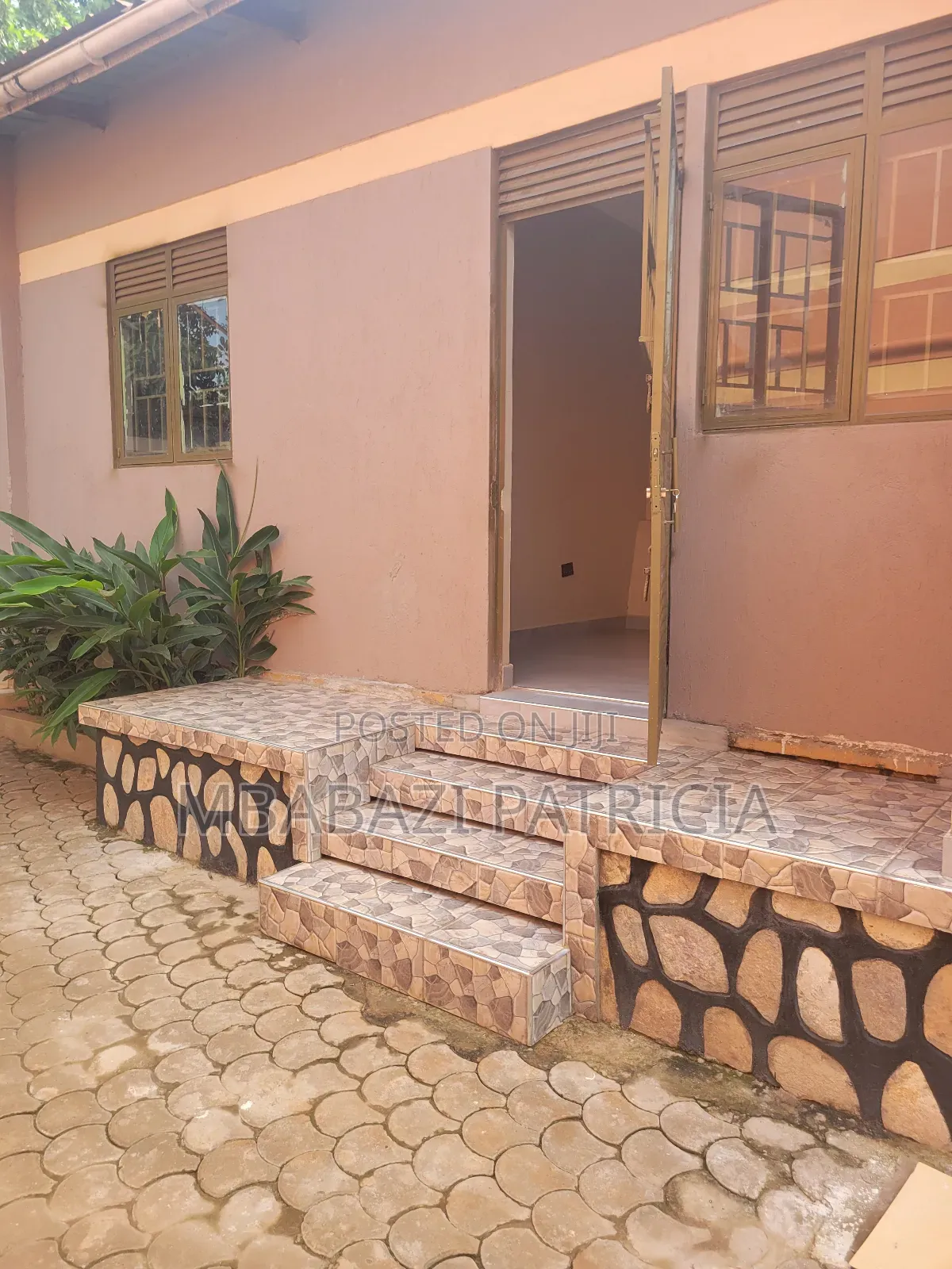 1bdrm House in Lugoba Jinjakaloli, Kawempe for rent