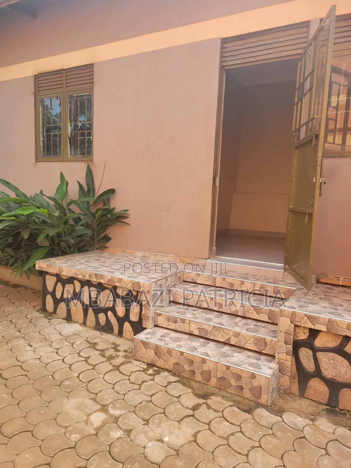 1bdrm House in Lugoba Jinjakaloli, Kawempe for rent