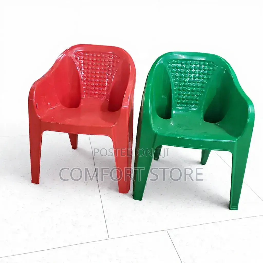 Durable Plastic Box Chair With Armrest for Indoor and Outdoor